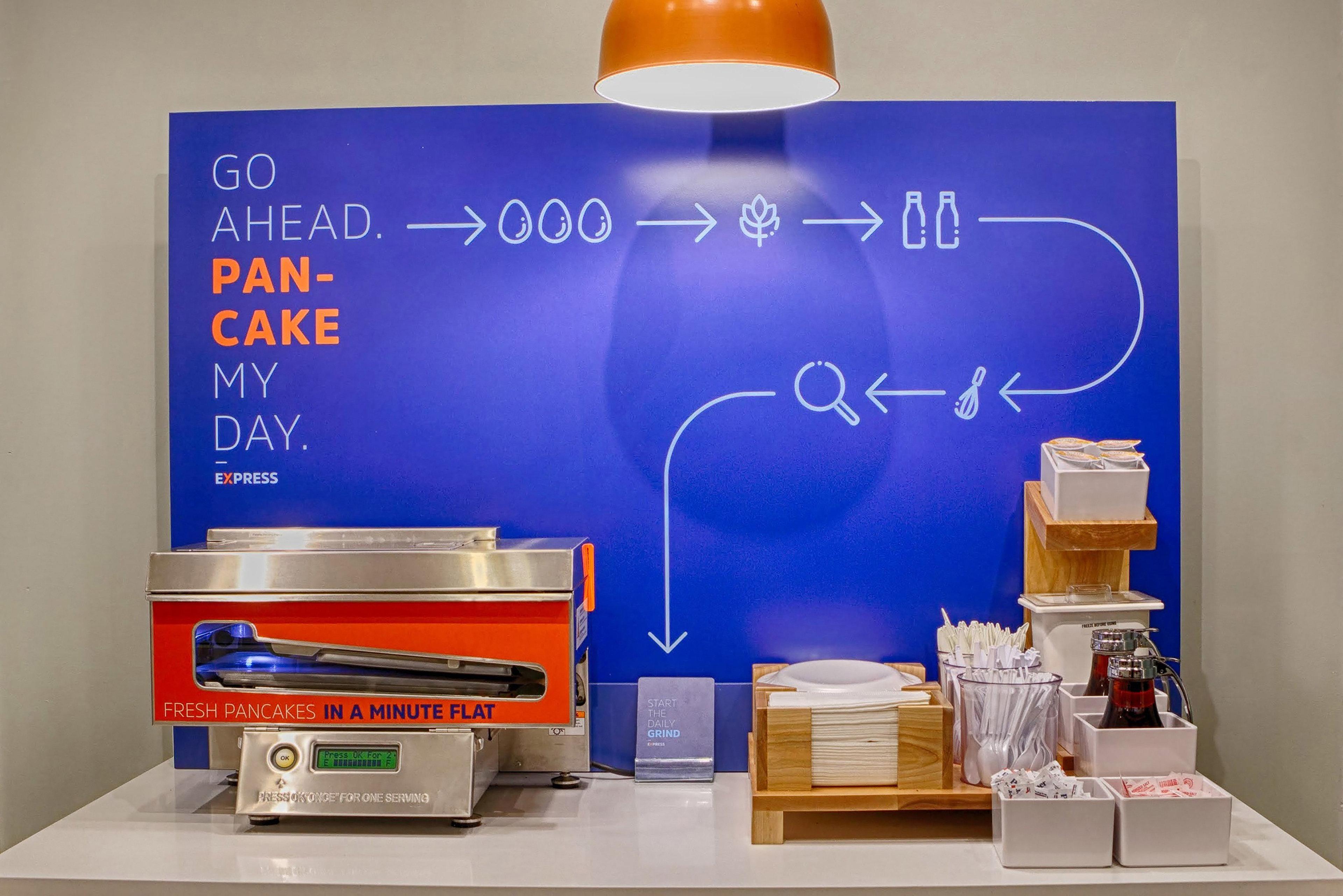 Holiday Inn Express Hotel & Suites Belmont By Ihg Eksteriør billede