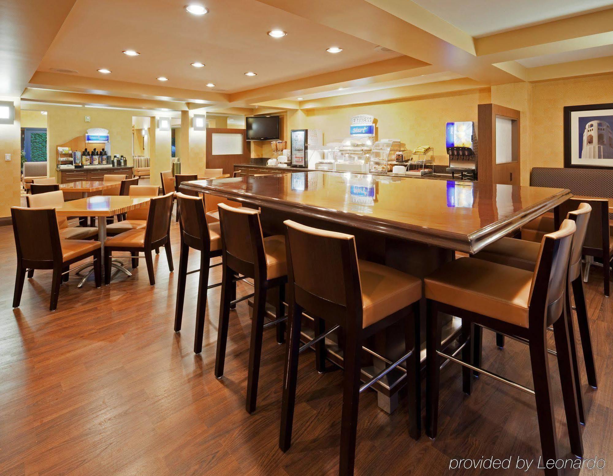 Holiday Inn Express Hotel & Suites Belmont By Ihg Restaurant billede