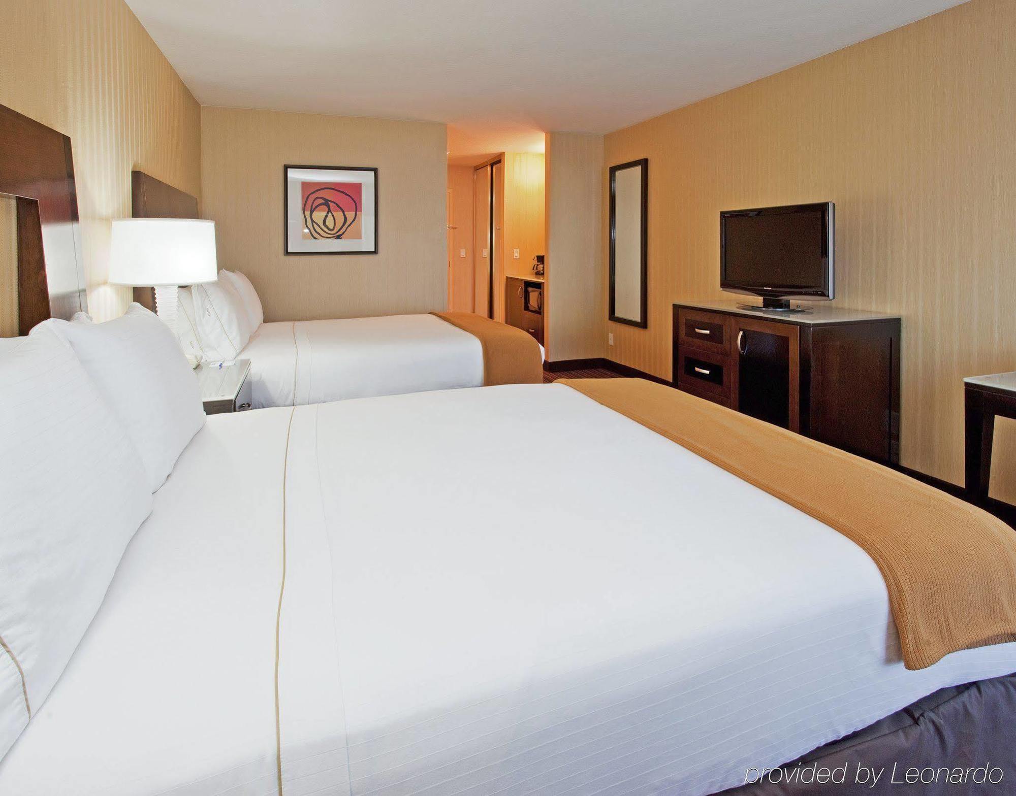 Holiday Inn Express Hotel & Suites Belmont By Ihg Værelse billede