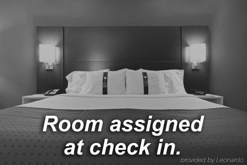 Holiday Inn Express Hotel & Suites Belmont By Ihg Eksteriør billede